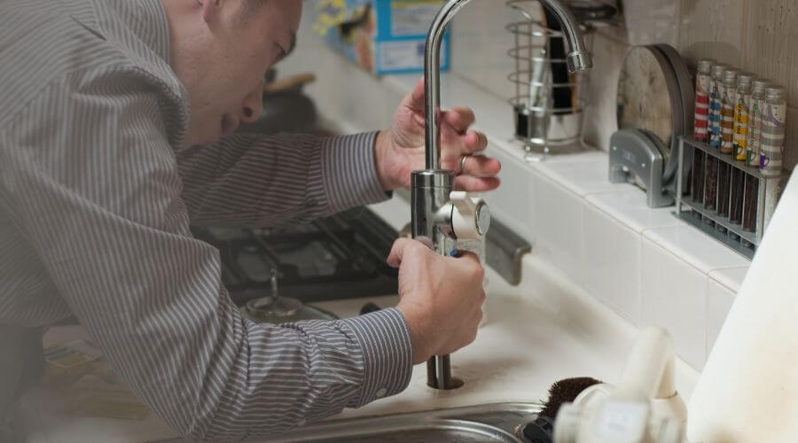 Professional Water heater repair in Medanales, NM